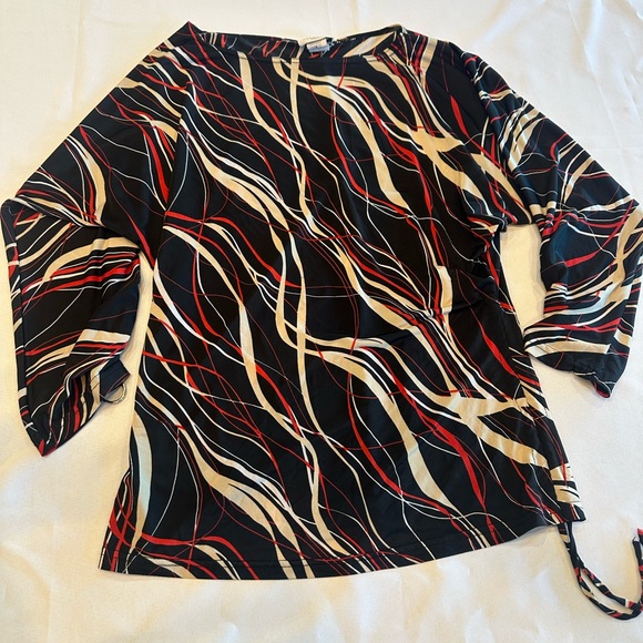 Maria Gabrielle Women's Blouse with Fun Red Cream and Black Details Size Large - Picture 1 of 9